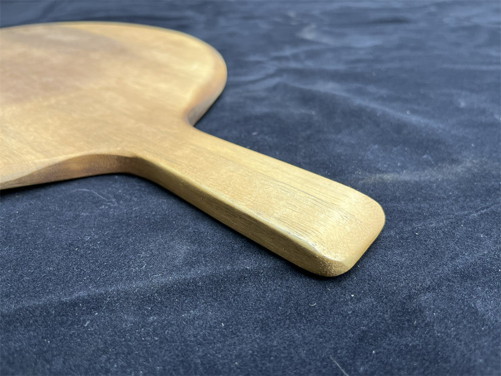 Acacia Cutting Board With Handle